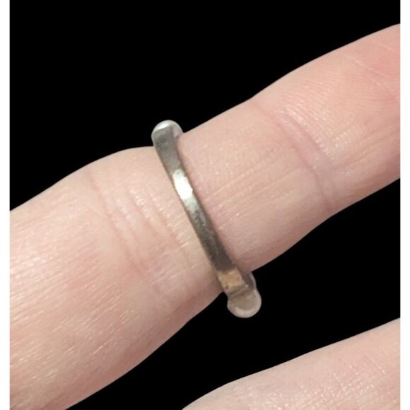 Vintage Coquette Glam Single Row Faux Pearl Ring Size 6 - Picture 9 of 14